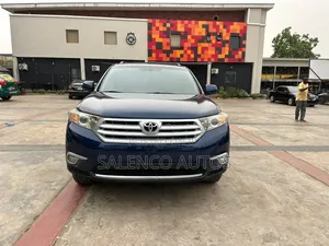 Toyota Highlander 2011 Blue