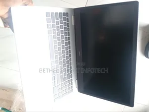 Laptop Dell Inspiron 15 5000 8GB Intel Core i5 SSD 256GB
