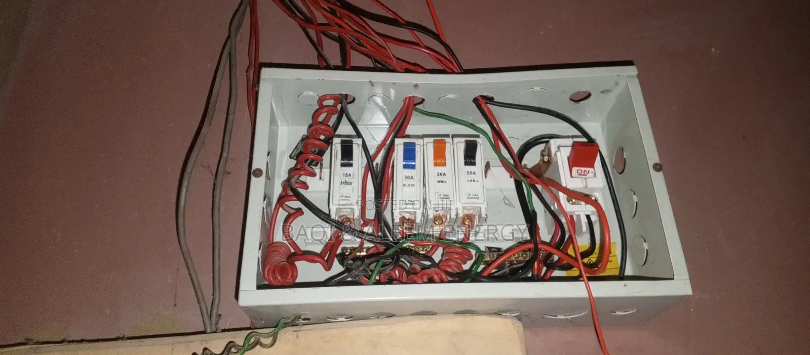 Solar Installers / Solar Installation Experts