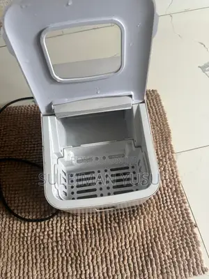Hisense Icemaker