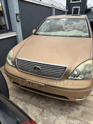 Lexus LS 430 2003 Gold