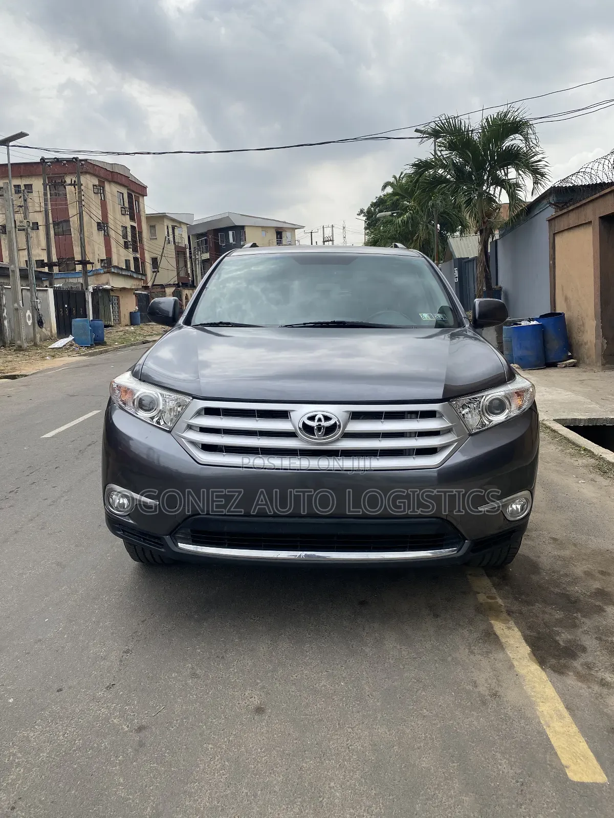 Toyota Highlander SE 2011 Gray
