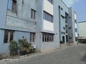 3bdrm Block of Flats in Durunmi, Durumi for rent