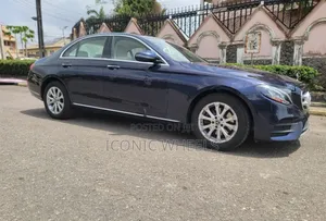 Mercedes-Benz E300 2018 Blue