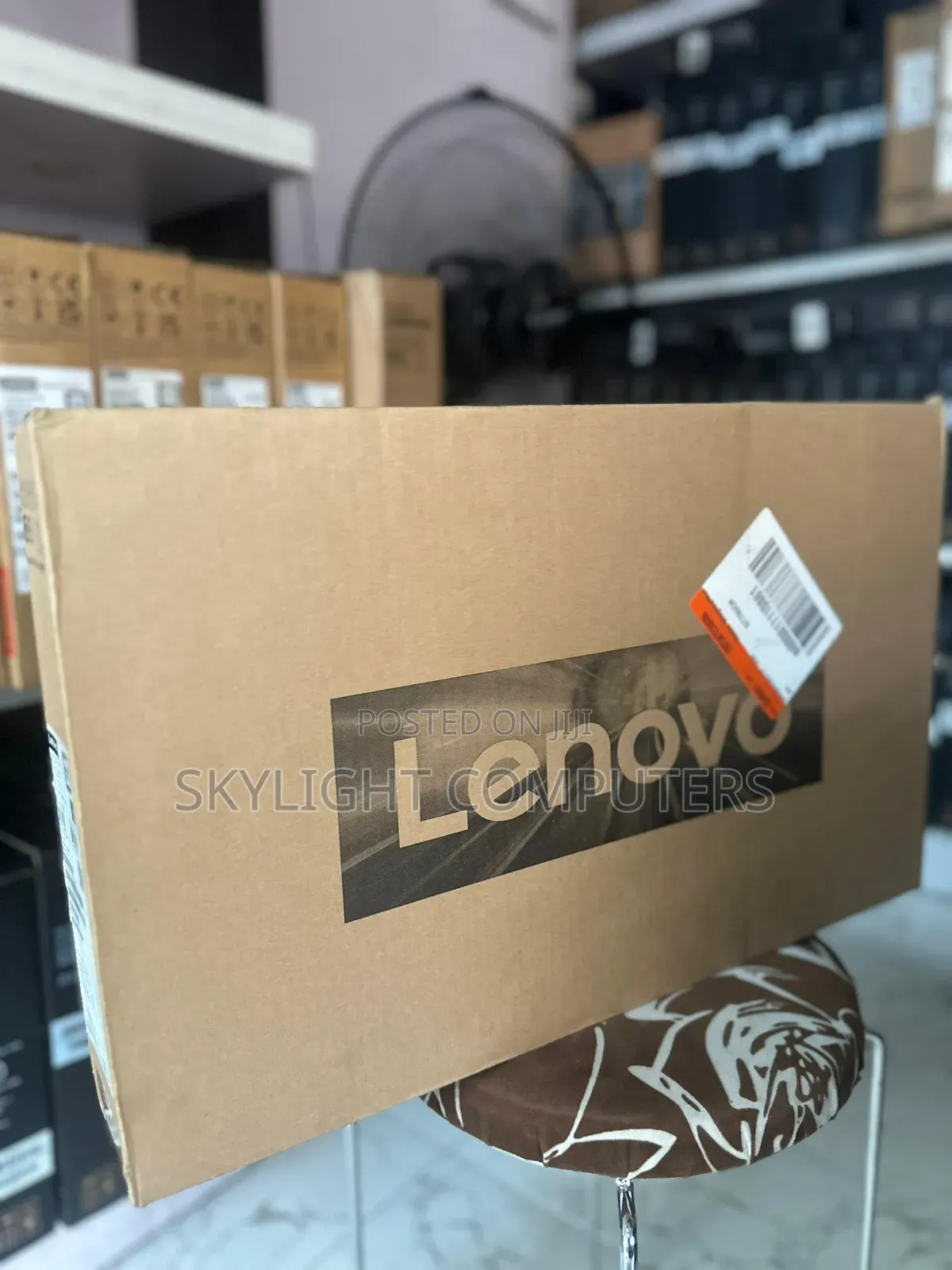 New Laptop Lenovo 8GB Intel Core i5 SSD 512GB