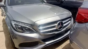 Mercedes-Benz C300 Base 4Matic Sedan AWD (2.0L 4cyl 7A) 2016 Gray