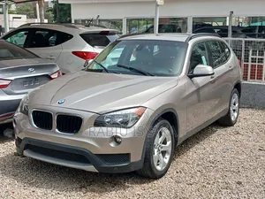 BMW X1 2012 Gold