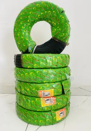 Tricycle Tire Tube and Wheelbarrow (Efy067)