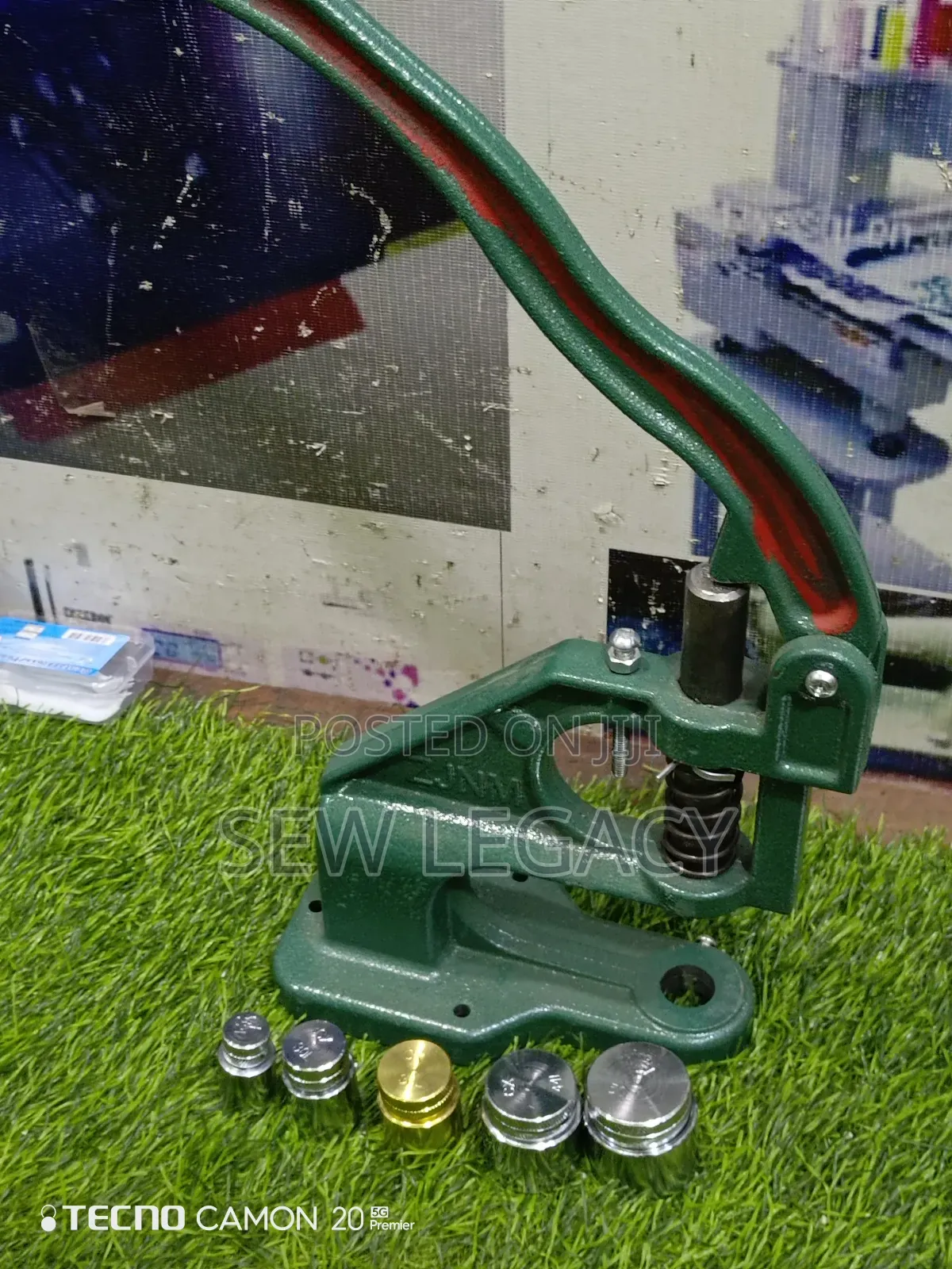 Rivet Machine
