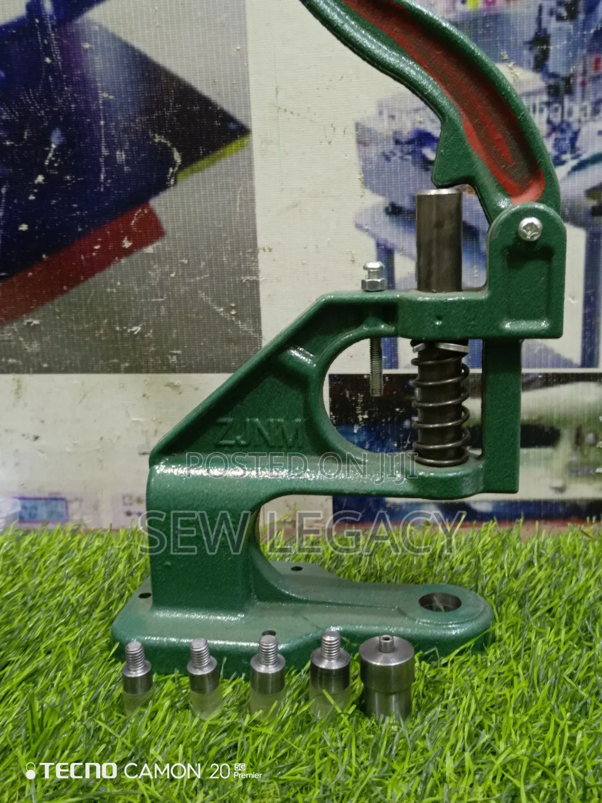 Rivet Machine