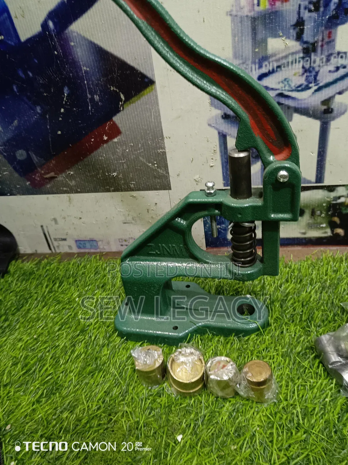 Rivet Machine
