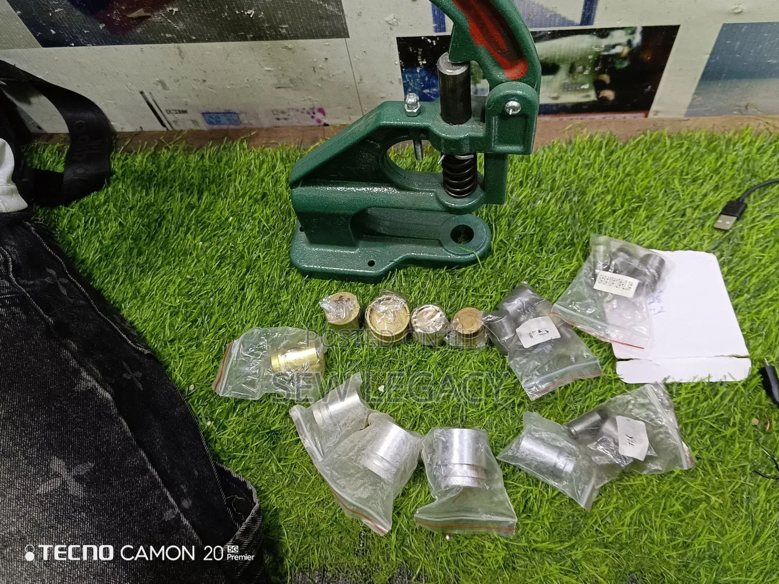 Rivet Machine