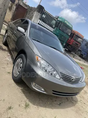 Toyota Camry 2003 Gray