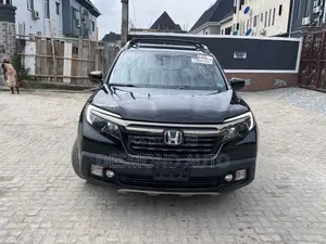 Honda Ridgeline Black Edition AWD Crew Cab 125.2 in. WB 2017 Black