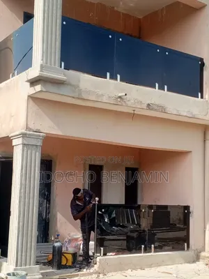 10mm Black Glass Tempered for Balcony