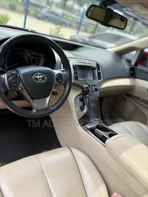 Toyota Venza XLE 2013 Red