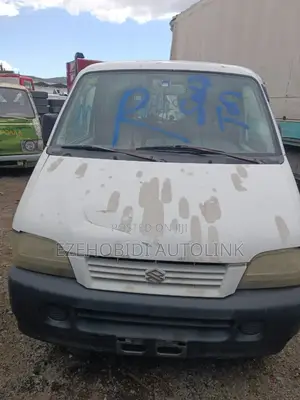 Suzuki Every 2000 White