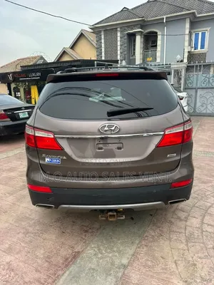 Hyundai Santa Fe Limited 4dr SUV AWD (3.3L 6cyl 6A) 2014 Brown