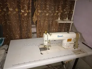 Em 8500 Sewing Machine