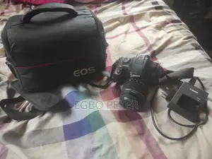 Canon 4000d (Barely Used)
