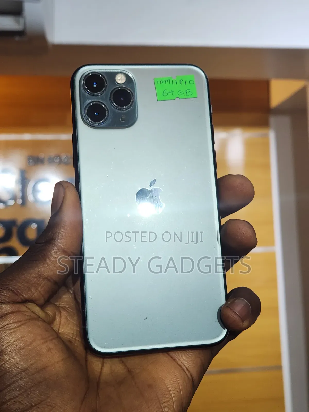 Apple iPhone 11 Pro 64 GB Green