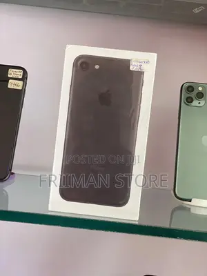 New Apple iPhone 8 64 GB Black