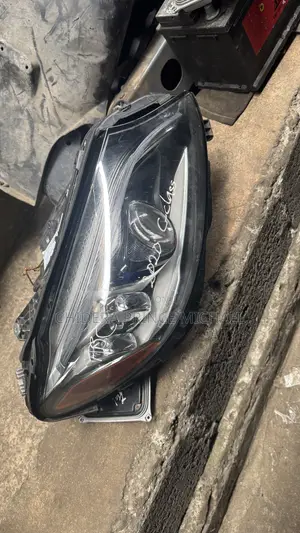Headlights for C300 W205 America Maybach 2020 Model