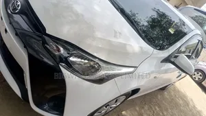 Toyota Yaris 2023 White