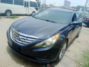Hyundai Sonata 2013 Black