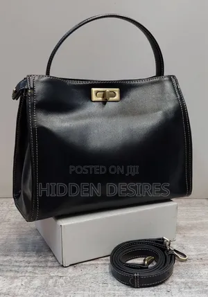 Black Clasp Bag With Thread Detail- Black