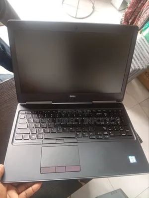 Laptop Dell Precision 7520 16GB Intel Core i7 SSD 256GB