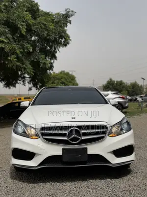 Mercedes-Benz E350 Base 4Matic Sedan AWD (3.5L 6cyl 7A) 2015 White