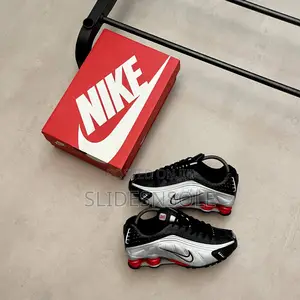 Luxury Nike Shox R4