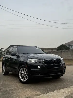 BMW X5 sDrive35i 4x2 (3.0L 6cyl 8A) 2016 Black