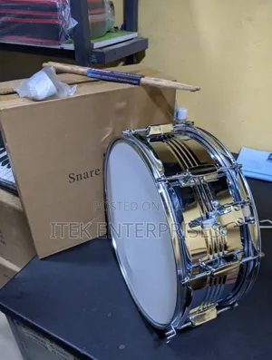 Professional 14" Steel Shell Snare Drum