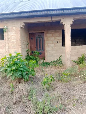3bdrm Bungalow In Blue Roof, Soka For Sale