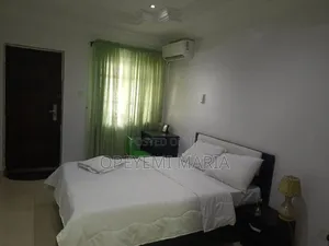 Furnished 3bdrm Duplex in Bakare Estate Agungi for rent