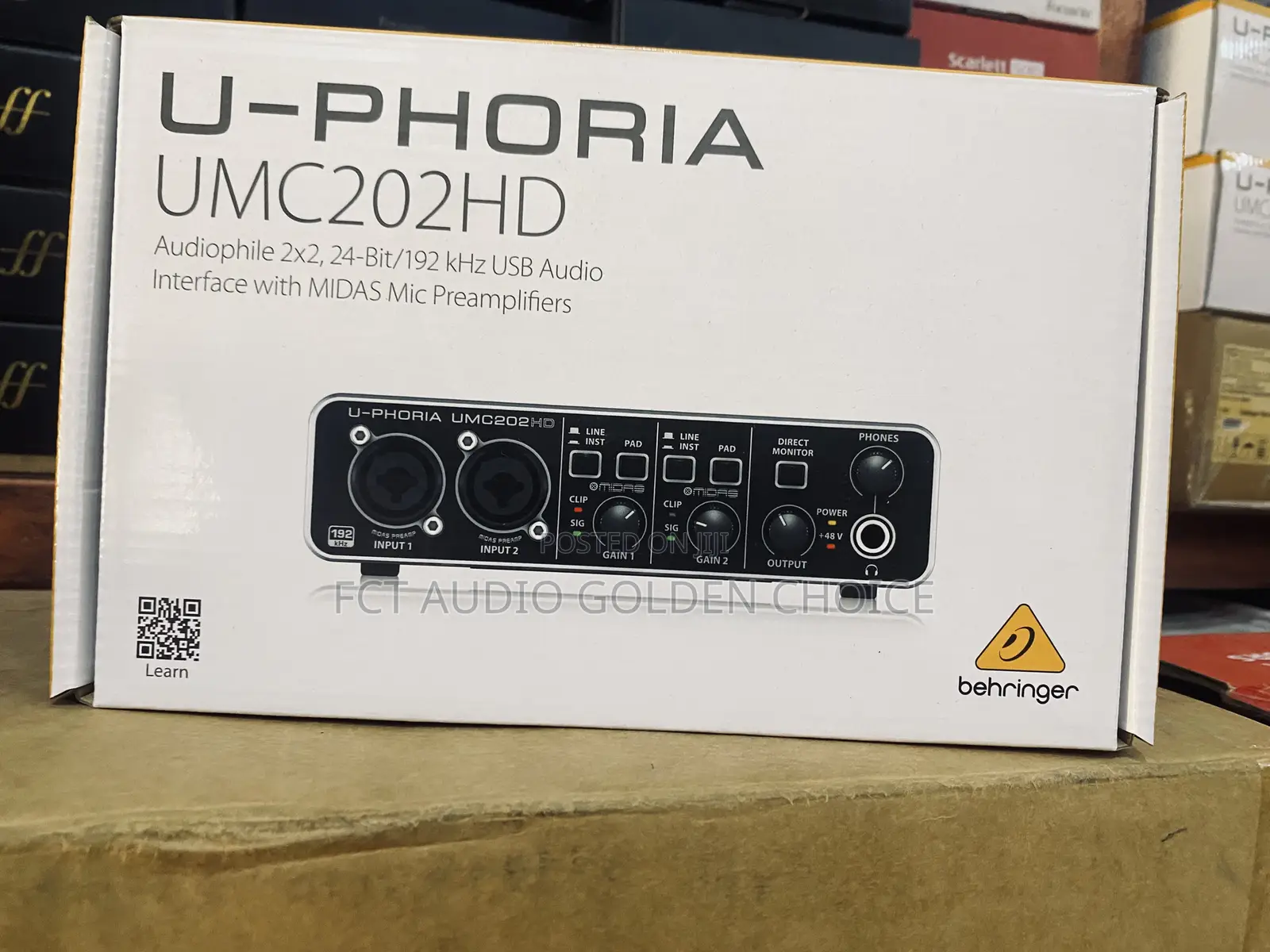 Behringer U-Phoria Umc202hd – Compact Studio Audio Interface 
