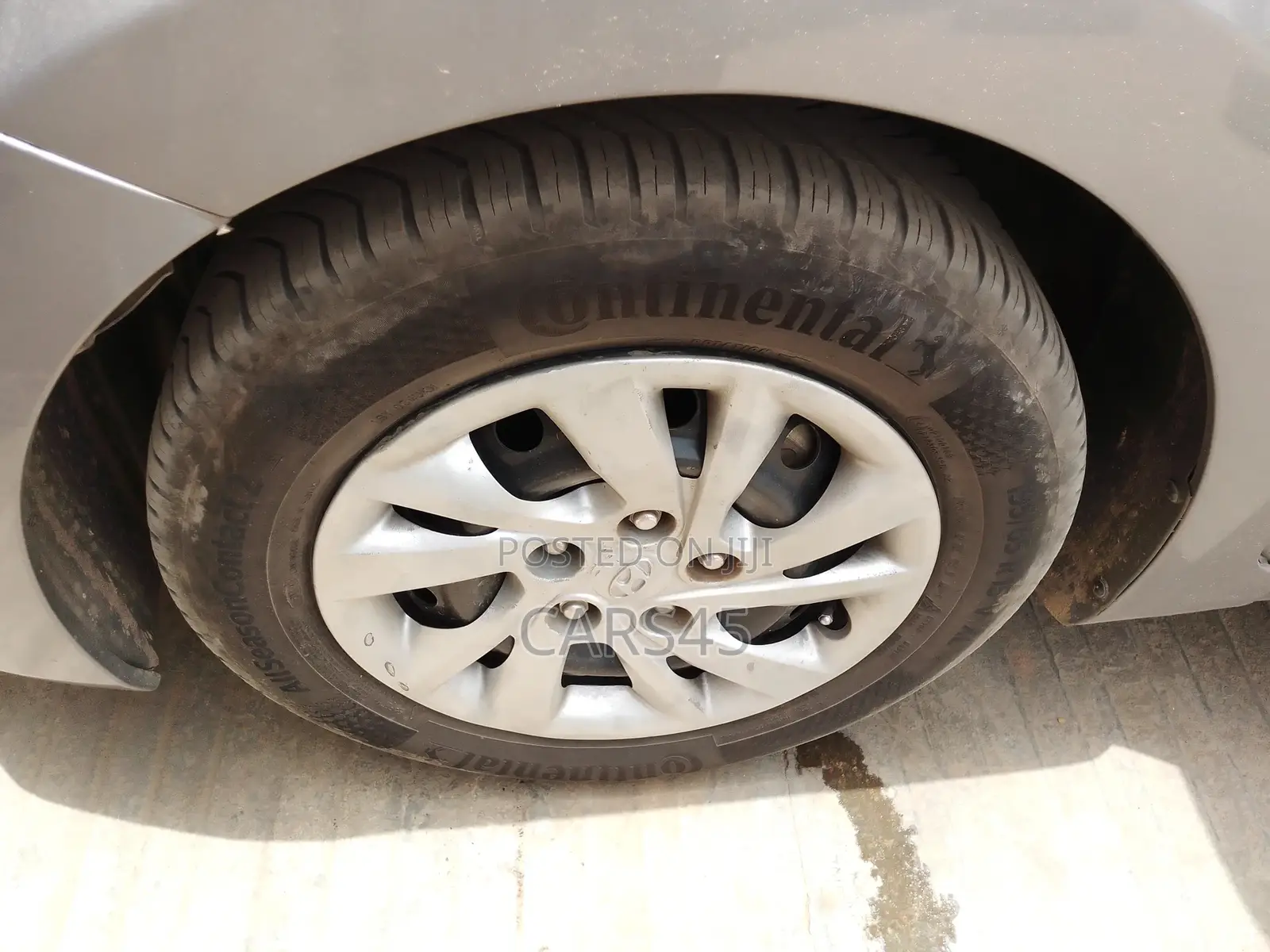 Hyundai Elantra 2011 Gray