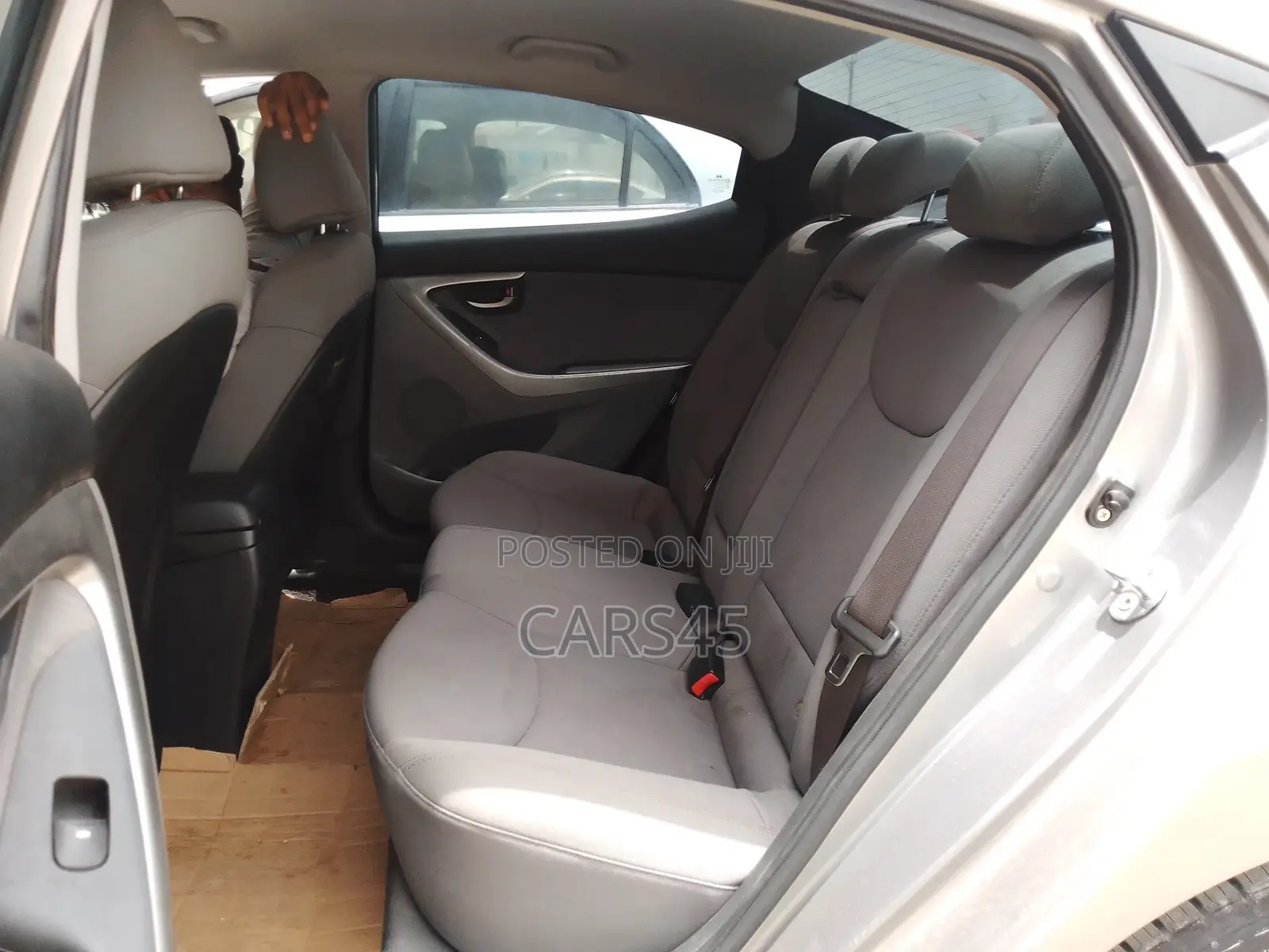 Hyundai Elantra 2011 Gray