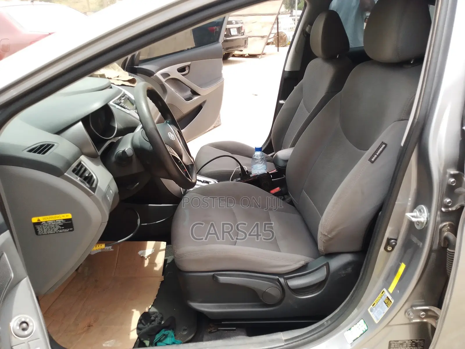 Hyundai Elantra 2011 Gray