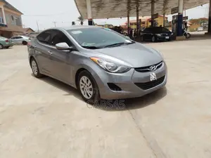 Hyundai Elantra 2011 Gray