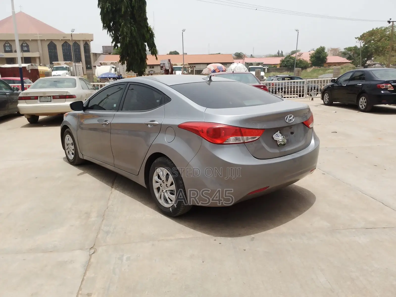 Hyundai Elantra 2011 Gray