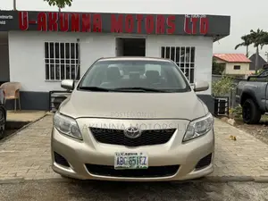 Toyota Corolla 2009 Gold