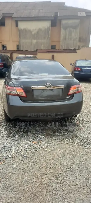 Toyota Camry 2009 Gray