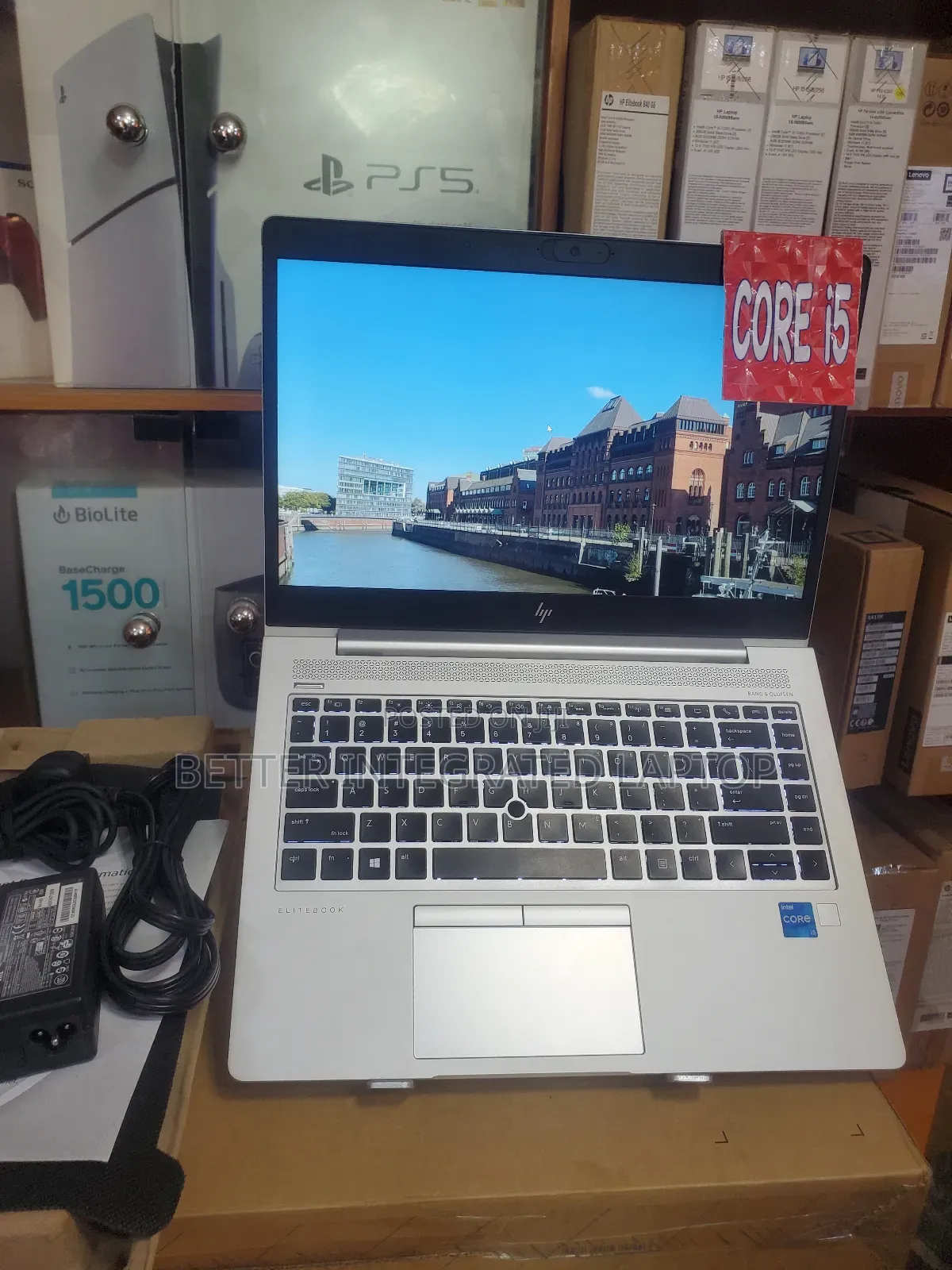 New Laptop HP EliteBook 725 8GB Intel Core 5 SSD 1T
