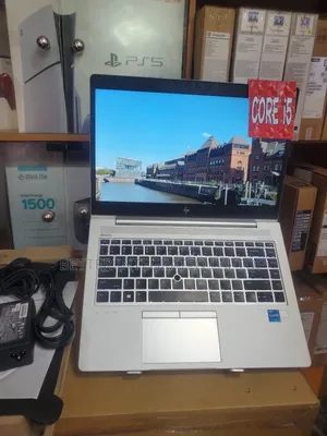 New Laptop HP EliteBook 725 8GB Intel Core 5 SSD 1T