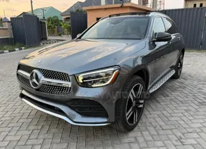 Mercedes-Benz GLC-Class 2020 Beige