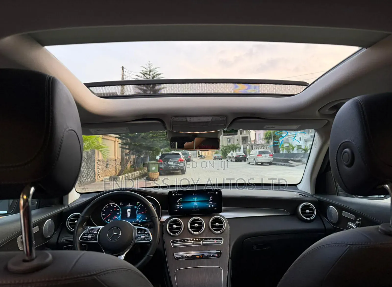 Mercedes-Benz GLC-Class 2020 Beige
