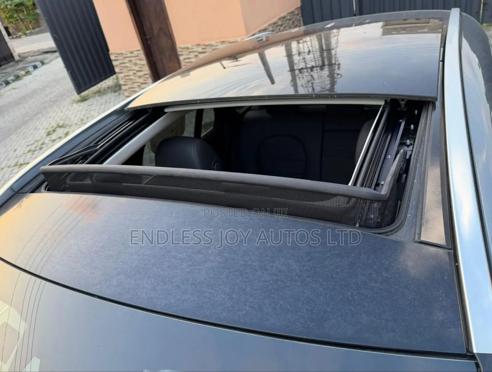 Mercedes-Benz GLC-Class 2020 Beige